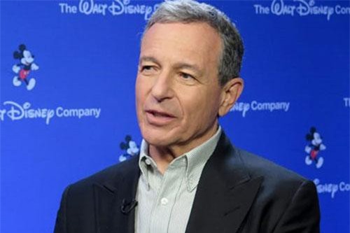 "Chuột" thành đối thủ của "Táo khuyết", CEO Disney rời Apple