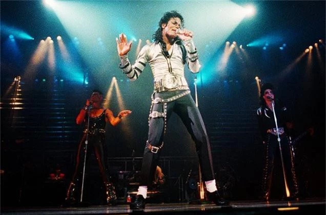 Emmy 2019: Phim tài liệu tố cáo Michael Jackson xâm hại trẻ em thắng giải, khán giả phẫn nộ - Ảnh 1.