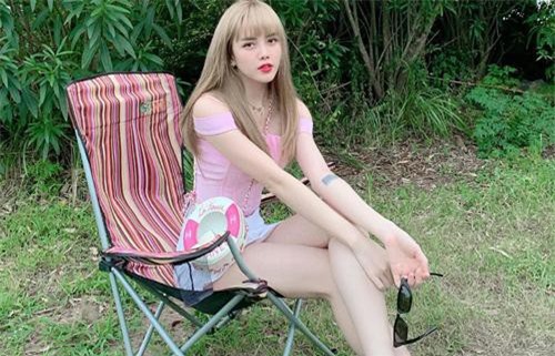 'Chê' trai 6 múi, bạn gái tin đồn Sơn Tùng M-TP nhận cái kết 'bất ngờ'