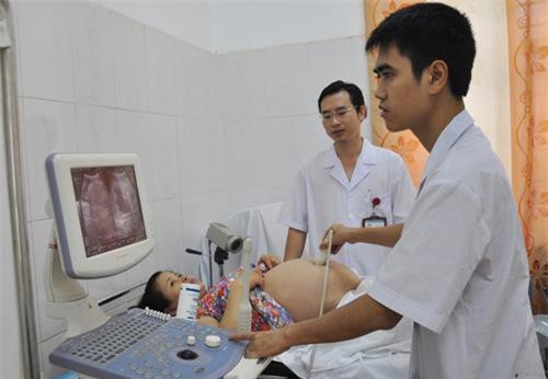 Ngoài siêu âm thai, đây là 2 việc mẹ bầu nhất định không nên bỏ qua khi mang thai và ngay sau sinh để con khỏe mạnh