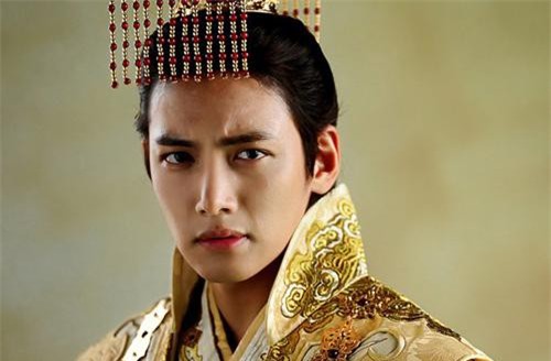 Điểm danh ba hoàng đế chung tình nhất Trung Quốc cổ đại