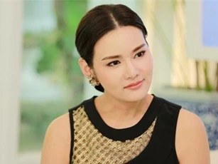 Tình cũ của chú rể than vãn "ăn cưới mất ngon" vì bị cô dâu tỏ thái độ, xong tiệc, cô dâu nhẹ nhàng đáp trả khiến "kẻ phá đám" nổi điên