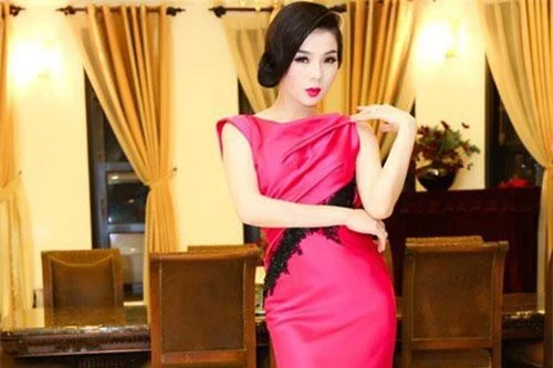 Lệ Quyên được mệnh danh là "đại gia ngầm" của showbiz Việt (Ảnh: internet)