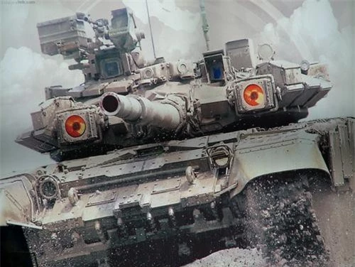 Xe tăng T-90 với đôi mắt đỏ - Đèn nhiễu OTShU-1-7 thuộc hệ thống Shtora-1. Ảnh: Military Today.