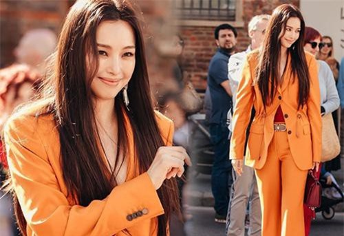 Hiếm lắm mới có một mỹ nhân Hàn U40 gây náo loạn sự kiện quốc tế, người dân Ý còn không thể rời mắt nổi