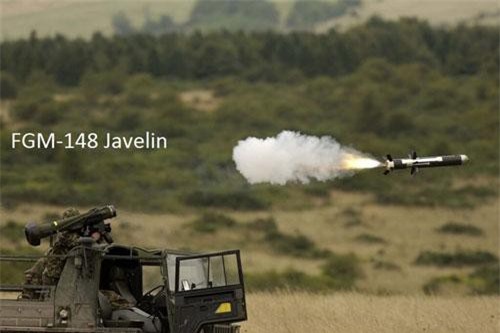 Ukraine tố Mỹ “gian trá” khi bán tên lửa FGM-148 cho nước này