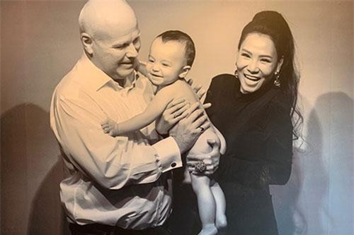 Thu Minh giấu con kỹ thế nào trước khi công khai?