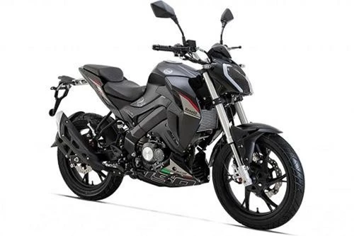 Benelli 150S  2019