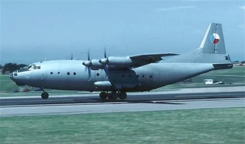 Máy bay vận tải An-12 của Không quân Cộng hòa Czech. Ảnh: Wikipedia.