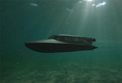 Tàu Victa có thể vừa di chuyển trên mặt nước, vừa lặn như tàu ngầm