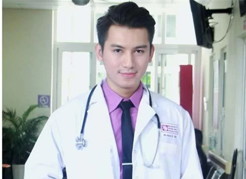 Huỳnh Võ Tiến đang làm một bác sĩ tại Cần Thơ.