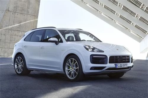 6. Porsche Cayenne S E Hybrid.