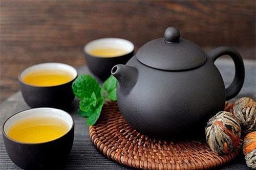 Uống trà quá nhiều gây nên những tác hại gì?