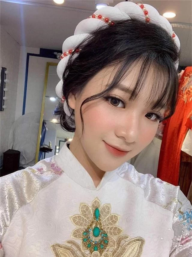 Nữ sinh Đà Nẵng sở hữu chiếc mũi cao xinh đẹp - 7