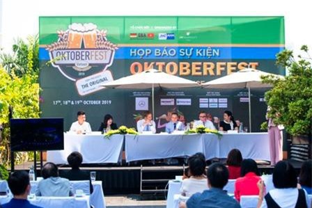 Lễ hội bia "GBA Oktoberfest 2019" tại Hà Nội diễn ra trong 3 ngày từ 17 - 19/10 
