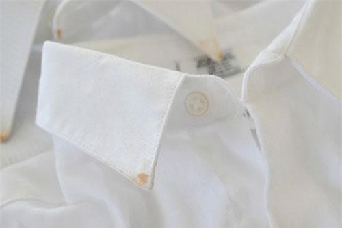 Chỉ cần mua thứ này về quần áo ố vàng, nấm mốc đều sạch như mới