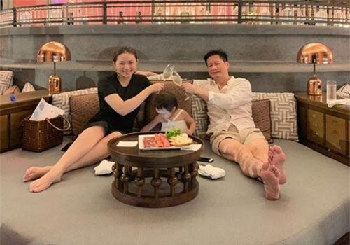 Phan Nh&#x1B0; Th&#x1EA3;o ti&#x1EBF;t l&#x1ED9; l&#xE0; &quot;ng&#x1B0;&#x1EDD;i th&#x1EEB;a&quot; trong h&#xF4;n nh&#xE2;n v&#x1EDB;i ch&#x1ED3;ng &#x111;&#x1EA1;i gia