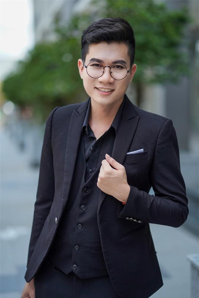 Đạo diễn “Khám phá trong tôi”: Giá trị Tâm - Tầm – Sự khác biệt của RedEyes luôn là sức hút với tôi