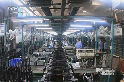 Bí ẩn bên trong dây chuyền sản xuất súng QBZ-95 số một Trung Quốc