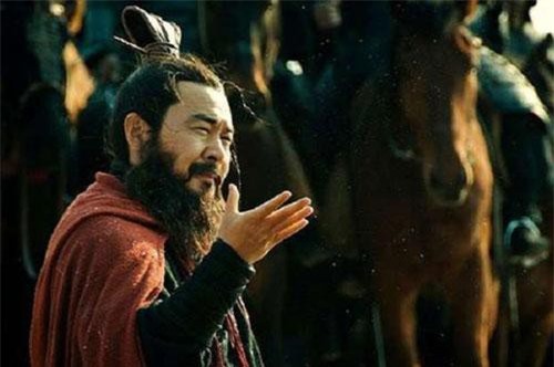 CLIP: Giải mã chiến lược thông minh nhất cuộc đời Tào tháo