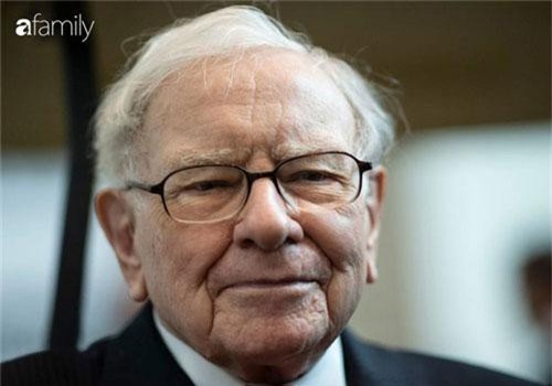 Tỷ phú Warren Buffett: Đừng chờ khi con lớn mới dạy con về tiền bạc
