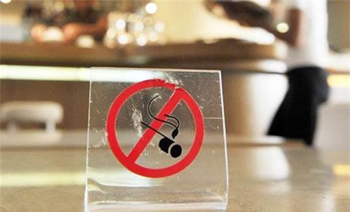 Walmart ngừng cung cấp thuốc lá điện tử