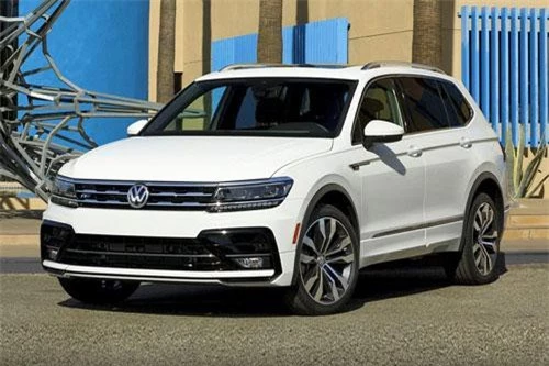 4. Volkswagen Tiguan (doanh số: 179.440 chiếc).