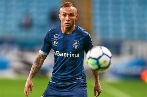 7. Everton Soares (Gremio, giá trị hiện tại: 35,7 triệu bảng, tăng 29,5 triệu bảng).