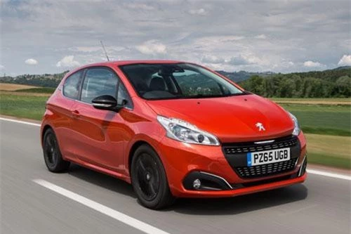 8. Peugeot 208 (doanh số: 162.201 chiếc).