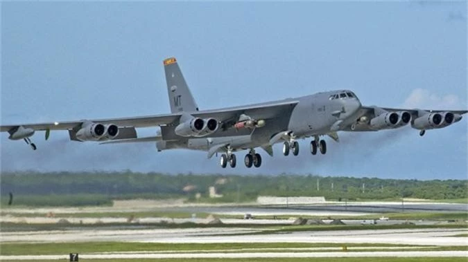 B-52 thoi chien tranh Viet Nam lien tuc duoc nang cap-Hinh-2