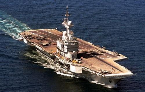 Khám phá hai lớp tàu sân bay mạnh nhất của hải quân châu Âu