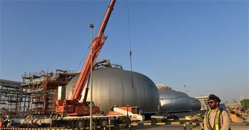 Giá dầu tăng cao khi căng thẳng Trung Đông leo thang