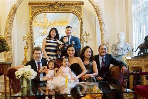 Ngắm biệt thự nghìn mét vuông của Hoa hậu giàu nhất Việt Nam khiến dư luận "xôn xao" vì điều này