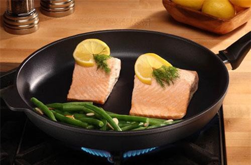 Sai lầm mẹ nào cũng mắc khi dùng chảo chống dính, cứ tiếp tục đảm bảo ung thư sẽ ghé thăm