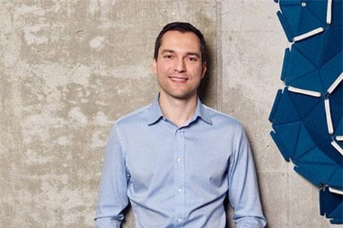 Giải quyết nhanh cả núi việc như các tỷ phú nhờ 10 mẹo quản lý thời gian khôn ngoan: Warren Buffett nói không với họp, Bill Gates viết ghi chú