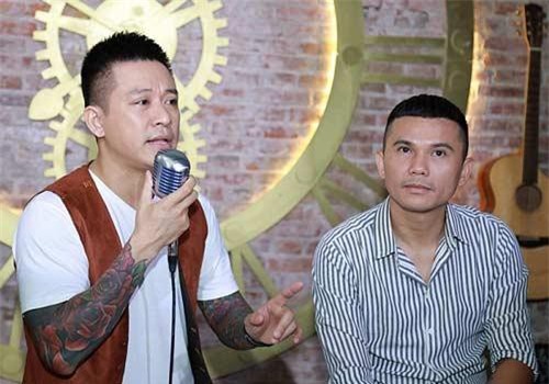 Tuấn Hưng dính nghi án xích mích với Tú Dưa vì tiền bản quyền?