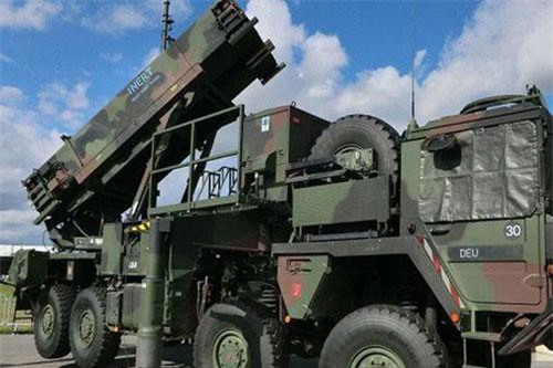 Tên lửa Patriot liên tiếp bị "chọc mù", Mỹ tìm cách bao biện