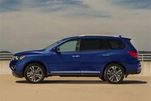 Nissan Pathfinder Platinum 2020.