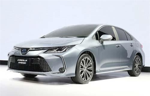 XE HOT (26/9): Toyota Fortuner giảm giá mạnh, 5 ưu điểm nổi bật trên Toyota Corolla Altis 2020