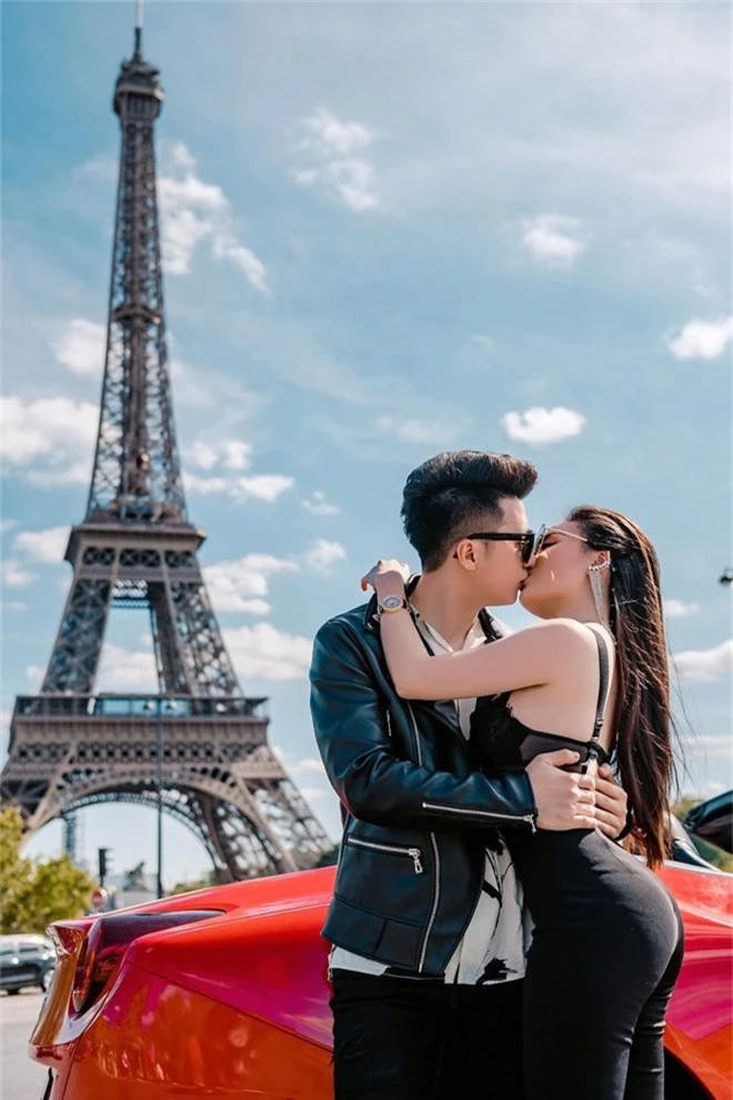 Nữ giảng viên sexy Âu Hà My cùng chồng tung bộ ảnh cưới bên siêu xe Ferrari dưới chân tháp Eiffel - Ảnh 3.