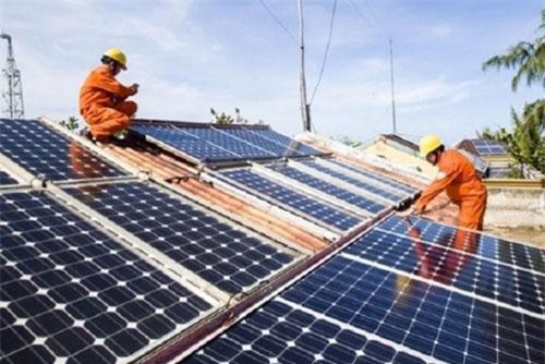 Cần sớm ban hành giá mua bán điện mặt trời áp mái