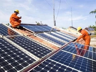Cần sớm ban hành giá mua bán điện mặt trời áp mái