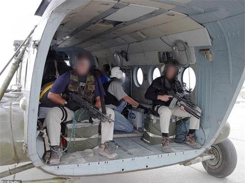 Ảnh lần đầu công bố cuộc chiến ở Afghanistan sau khủng bố 11/9