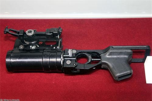 Súng AK nâng cấp đạn diệt được xe tăng, Việt Nam có quan tâm?