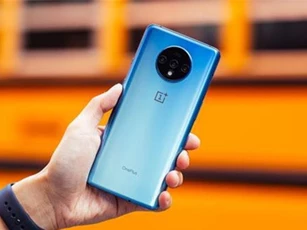 Trên tay OnePlus 7T: Cấu hình siêu 'khủng', 3 camera sau, giá hơn 12 triệu