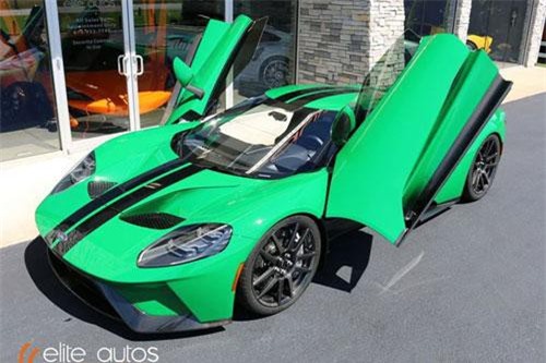 Xe thể thao Ford GT dùng chán bán hơn 30 tỷ đồng