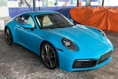 Đại gia Nha Trang tậu Porsche 911 Carrera S hơn 7,6 tỷ