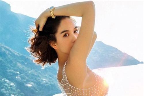 Không kịp đón sinh nhật cùng Ngọc Trinh, Vũ Khắc Tiệp chơi lớn thế này đây