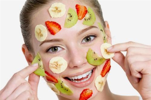 Mẹo vặt làm trắng mịn da đơn giản tại nhà