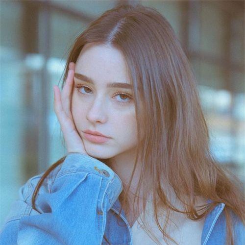 Vẻ đẹp tựa thiên thần của mỹ nữ người Nga